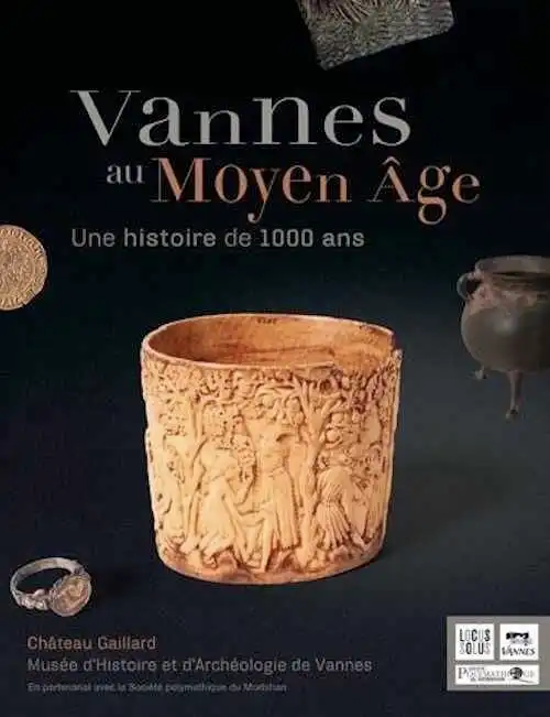 Vannes au Moyen âge. Une histoire de 1000 ans, 2018, 80 p.